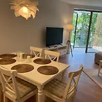 公寓 Pinea Z Niesamowitym Widokiem Na Morze Oraz Jacuzzi W Wybranych Apartamentach *