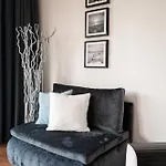 Pinea Z Niesamowitym Widokiem Na Morze Oraz Jacuzzi W Wybranych Apartamentach