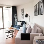Pinea Z Niesamowitym Widokiem Na Morze Oraz Jacuzzi W Wybranych Apartamentach 波别罗沃