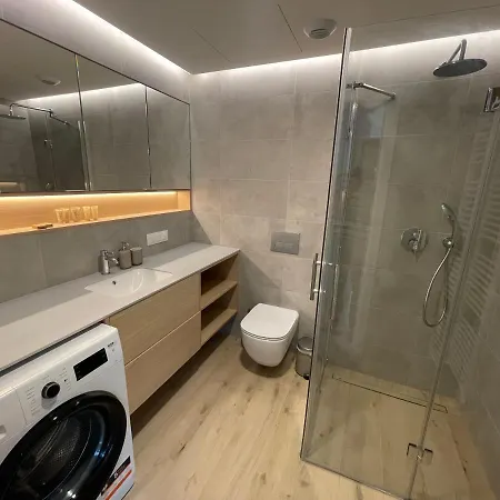 Pinea Z Niesamowitym Widokiem Na Morze Oraz Jacuzzi W Wybranych Apartamentach Apartamento Pobierowo