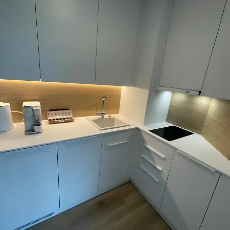 Pinea Z Niesamowitym Widokiem Na Morze Oraz Jacuzzi W Wybranych Apartamentach Pobierowo