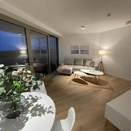 Pinea Z Niesamowitym Widokiem Na Morze Oraz Jacuzzi W Wybranych Apartamentach Apartment Pobierowo