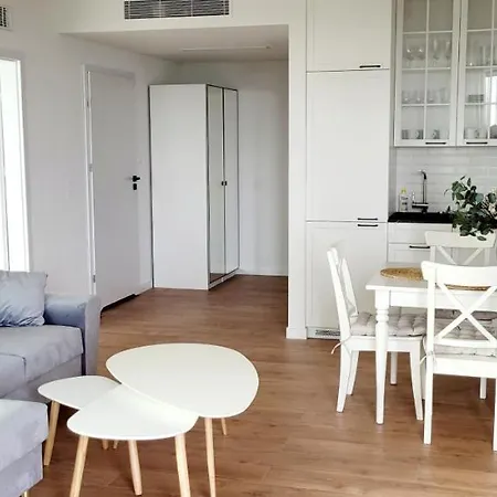 Pinea Z Niesamowitym Widokiem Na Morze Oraz Jacuzzi W Wybranych Apartamentach