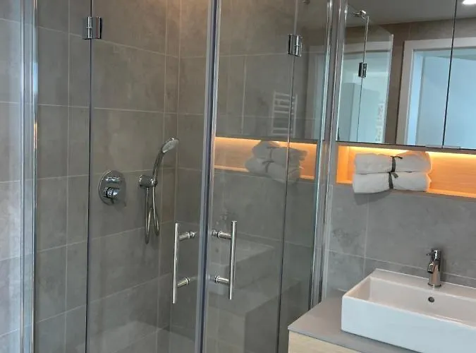 Pinea Z Niesamowitym Widokiem Na Morze Oraz Jacuzzi W Wybranych Apartamentach