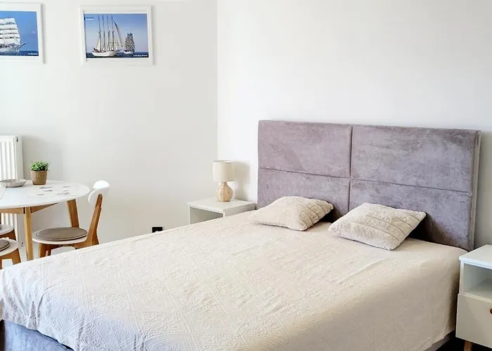 Pinea Z Niesamowitym Widokiem Na Morze Oraz Jacuzzi W Wybranych Apartamentach *